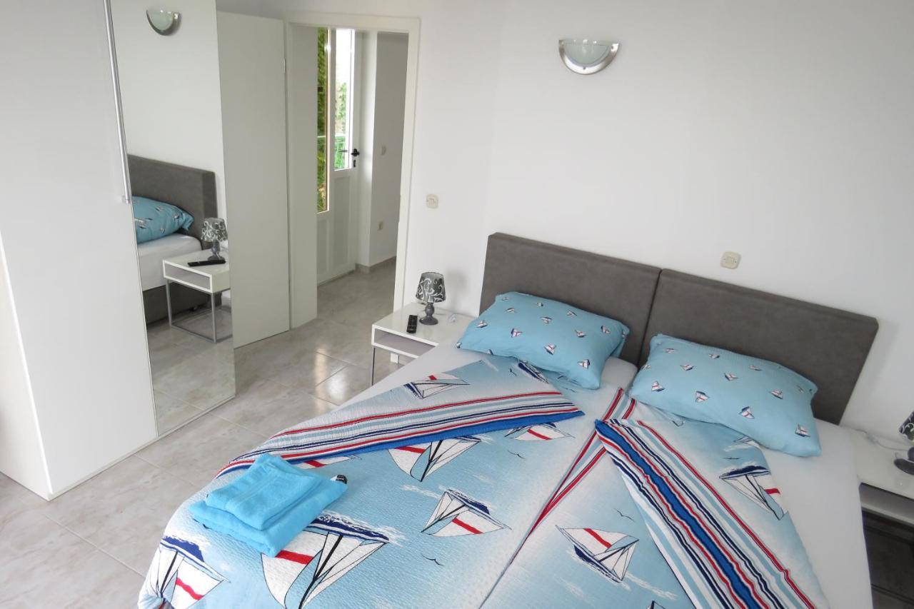 Apartment Caleta *