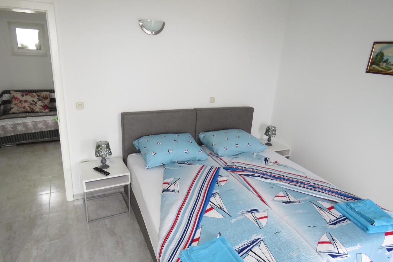 Apartment Caleta *